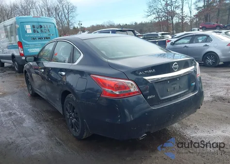 2013 Nissan Altima 2.5 S z USA, uszkodzony, nr VIN 1N4AL3AP0DC917278